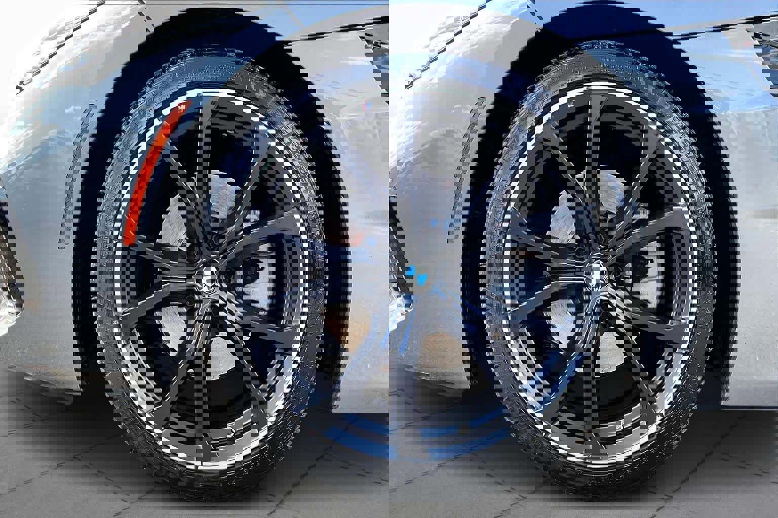 Used 2024 BMW Z4 sDrive30i w/ Shadowloine Package image 14