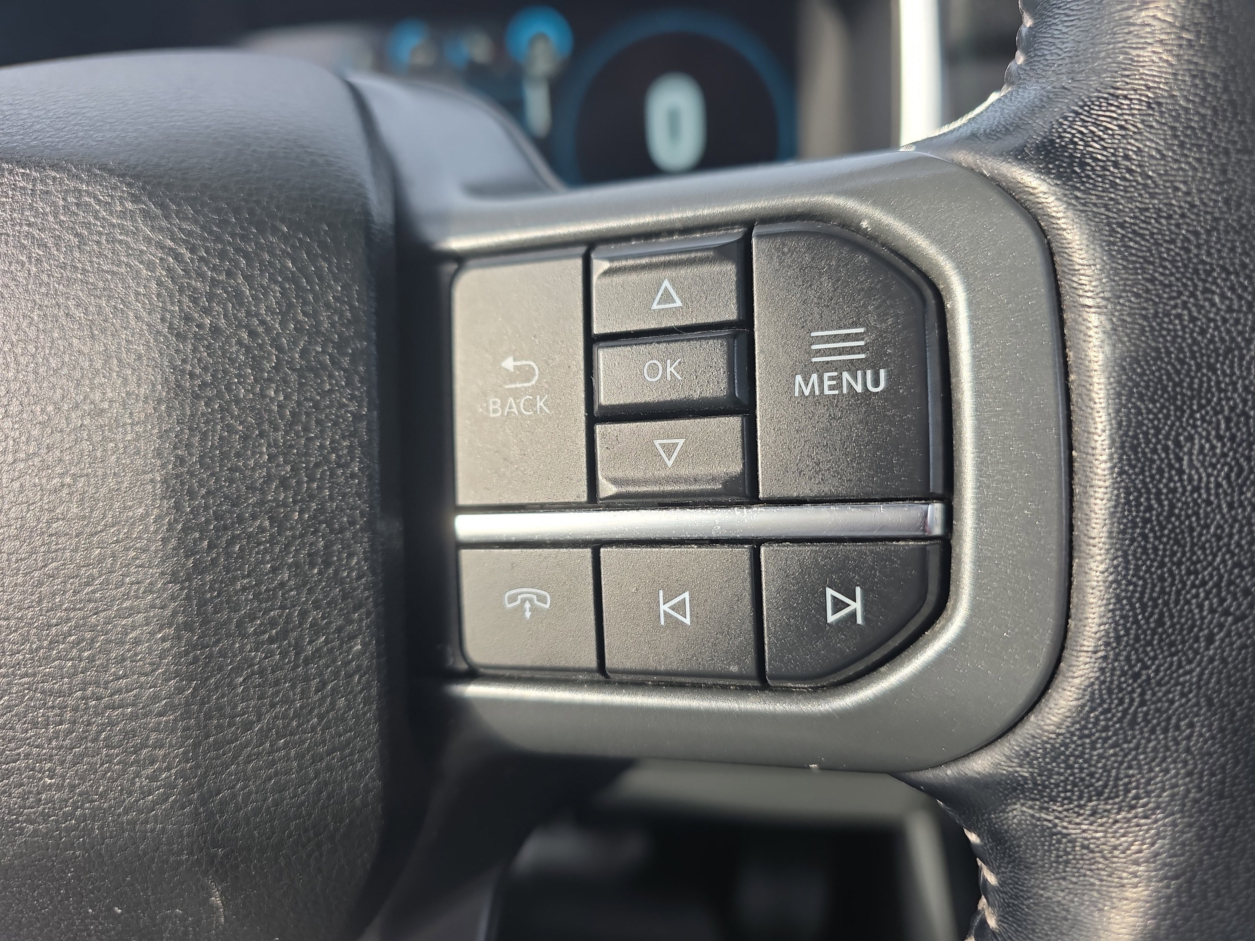 Certified 2022 Ford F150 Lariat w/ Equipment Group 502A High image 36