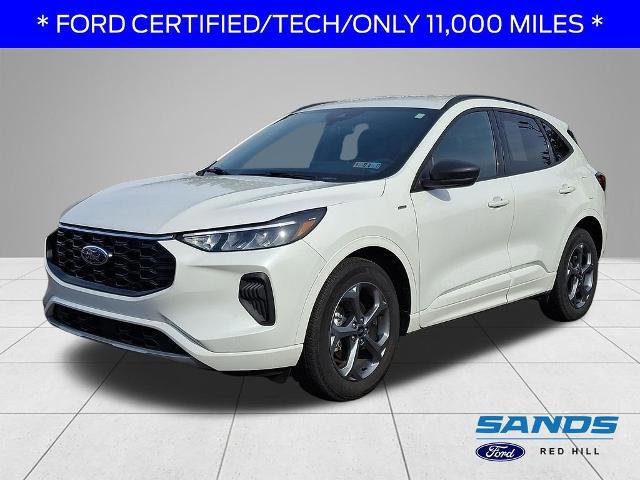 Certified 2023 Ford Escape ST-Line w/ Tech Pack #1 AWD/4WD image 1
