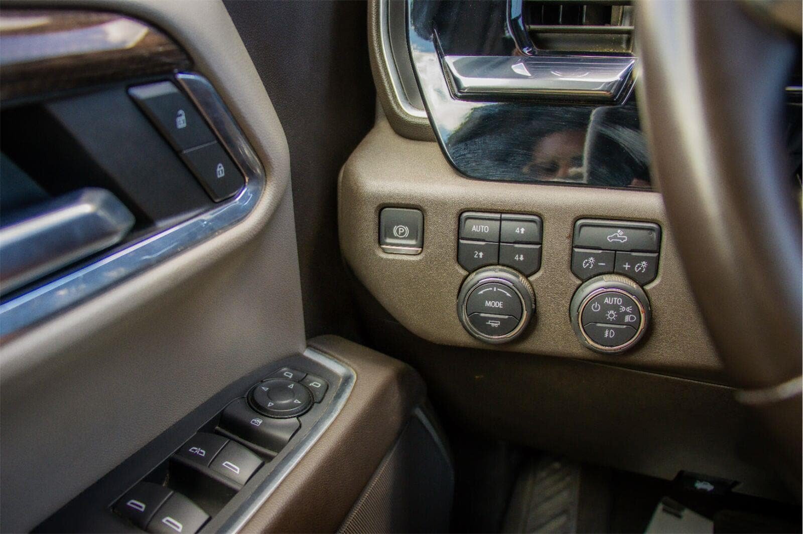 Used 2023 Chevrolet Silverado 1500 RST w/ Z71 Off-Road Package AWD/4WD image 16