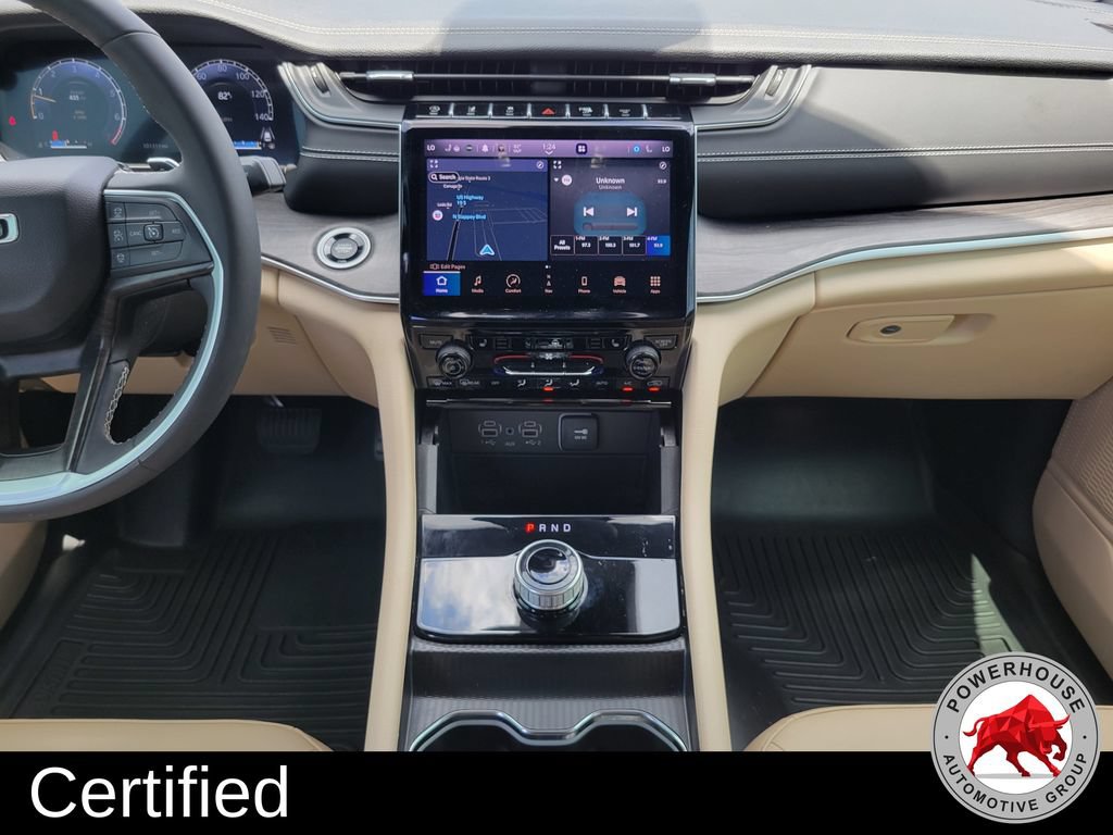 Used 2024 Jeep Grand Cherokee Limited RWD image 21
