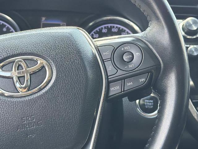 Used 2019 Toyota Camry SE w/ Convenience Package FWD image 13