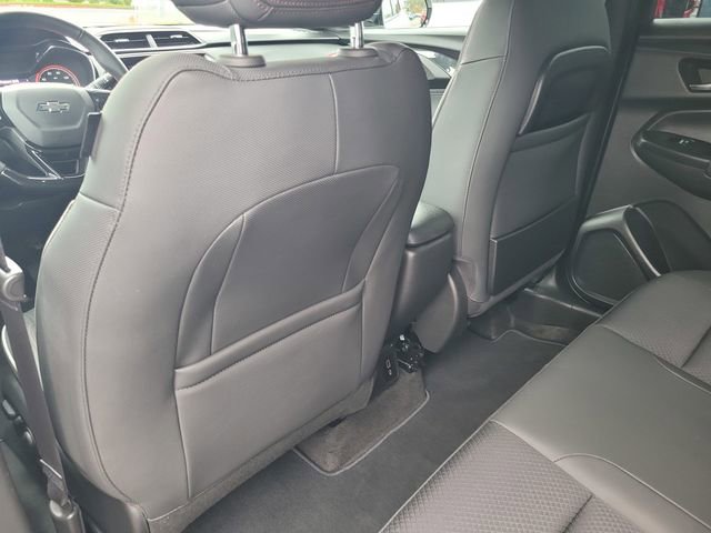 Used 2023 Chevrolet TrailBlazer RS w/ Sun and Liftgate Package image 12