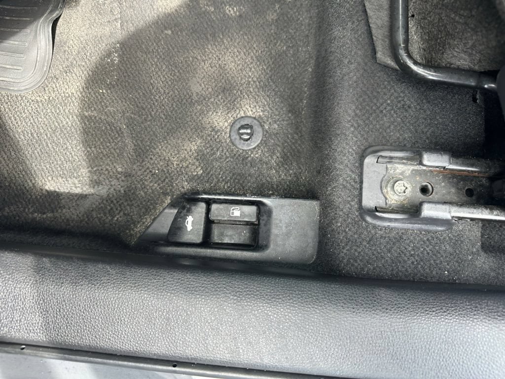 Used 2024 Toyota Corolla LE FWD image 36