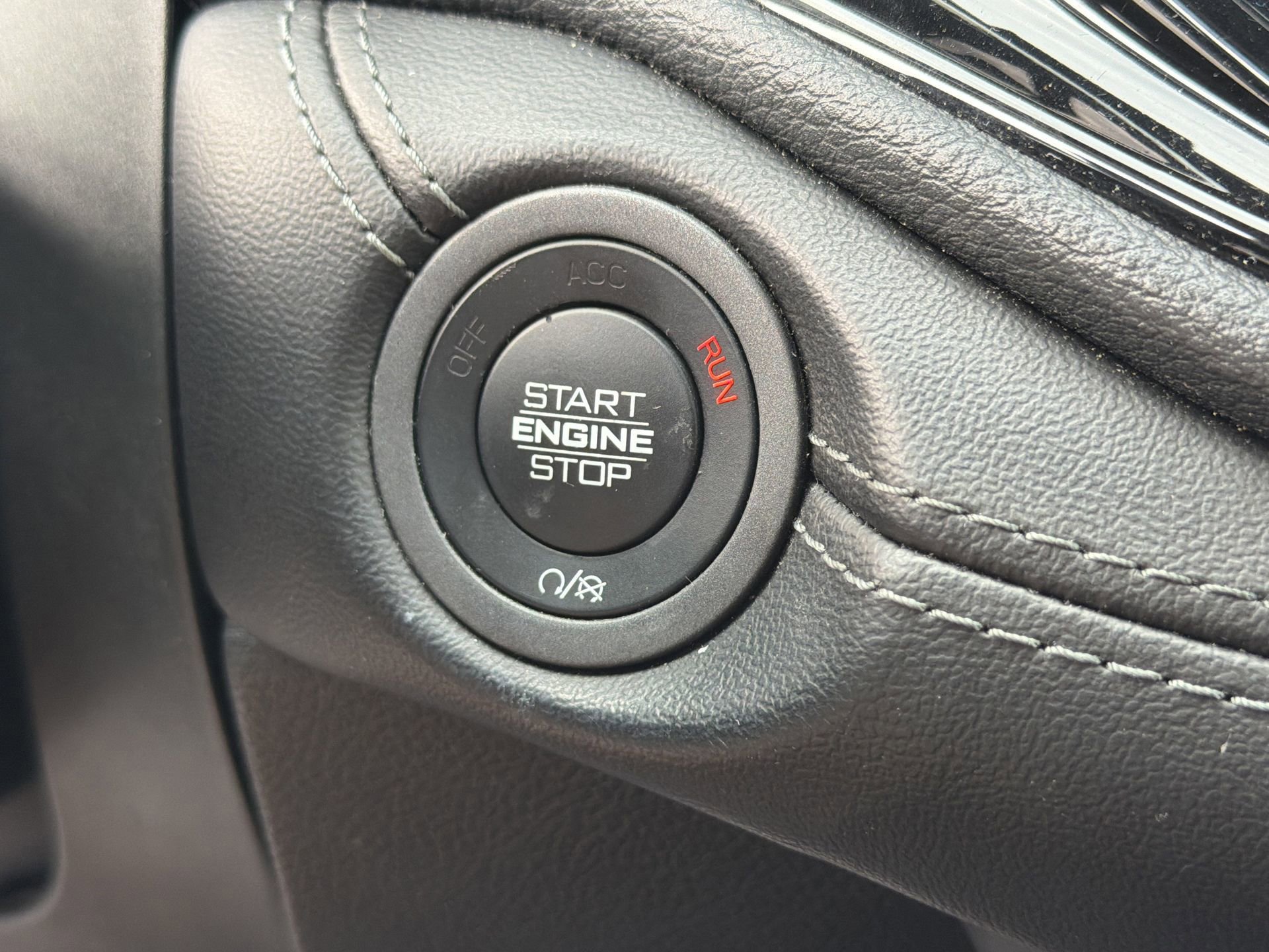 Used 2022 Dodge Durango GT image 13