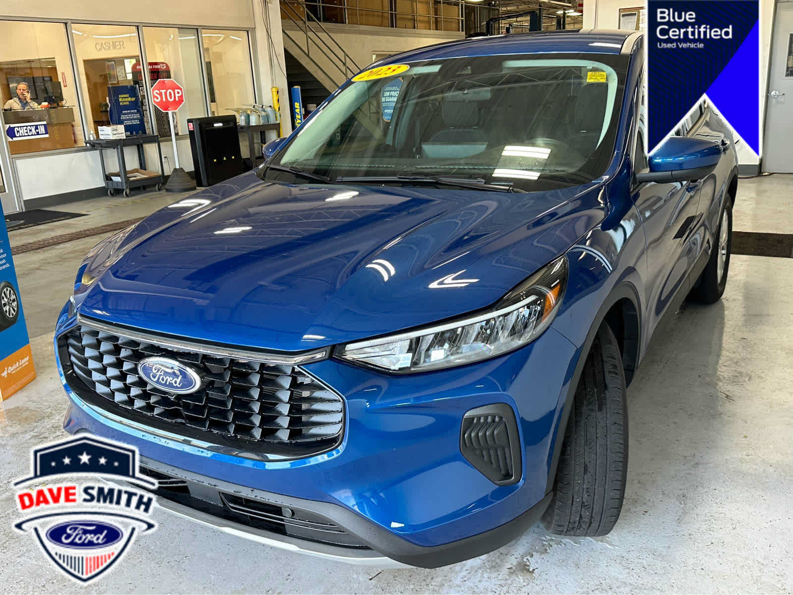 Certified 2023 Ford Escape Active w/ Tech Pack #2 AWD/4WD image 2