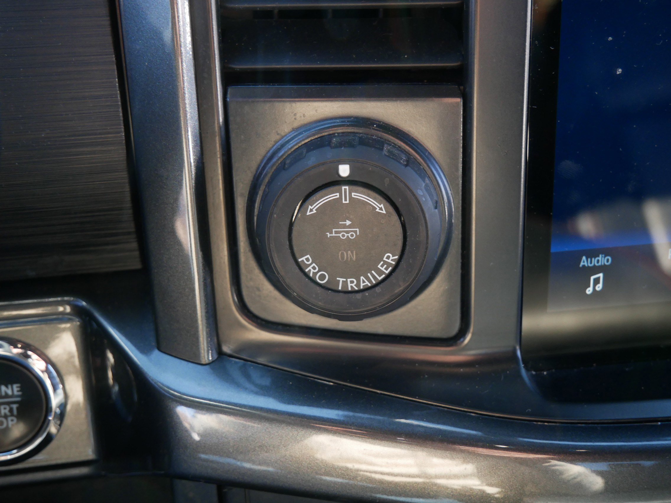 Certified 2021 Ford F150 XLT w/ Equipment Group 302A High image 30