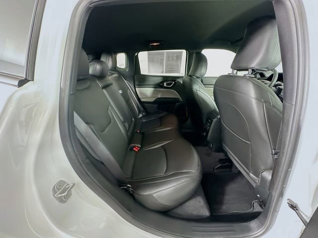 Used 2023 Jeep Compass Limited image 32