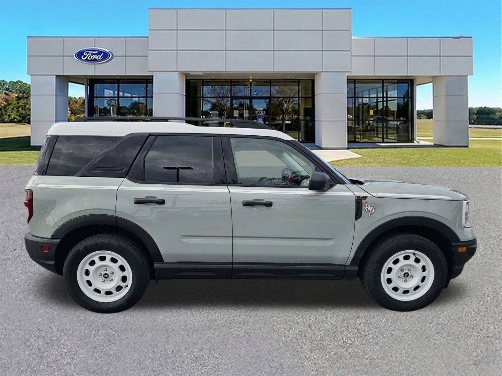 Certified 2024 Ford Bronco Sport Heritage w/ Heritage Convenience Package AWD/4WD image 3