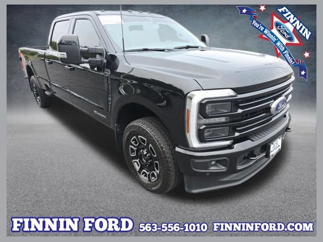Certified 2025 Ford F250 Platinum AWD/4WD image 1
