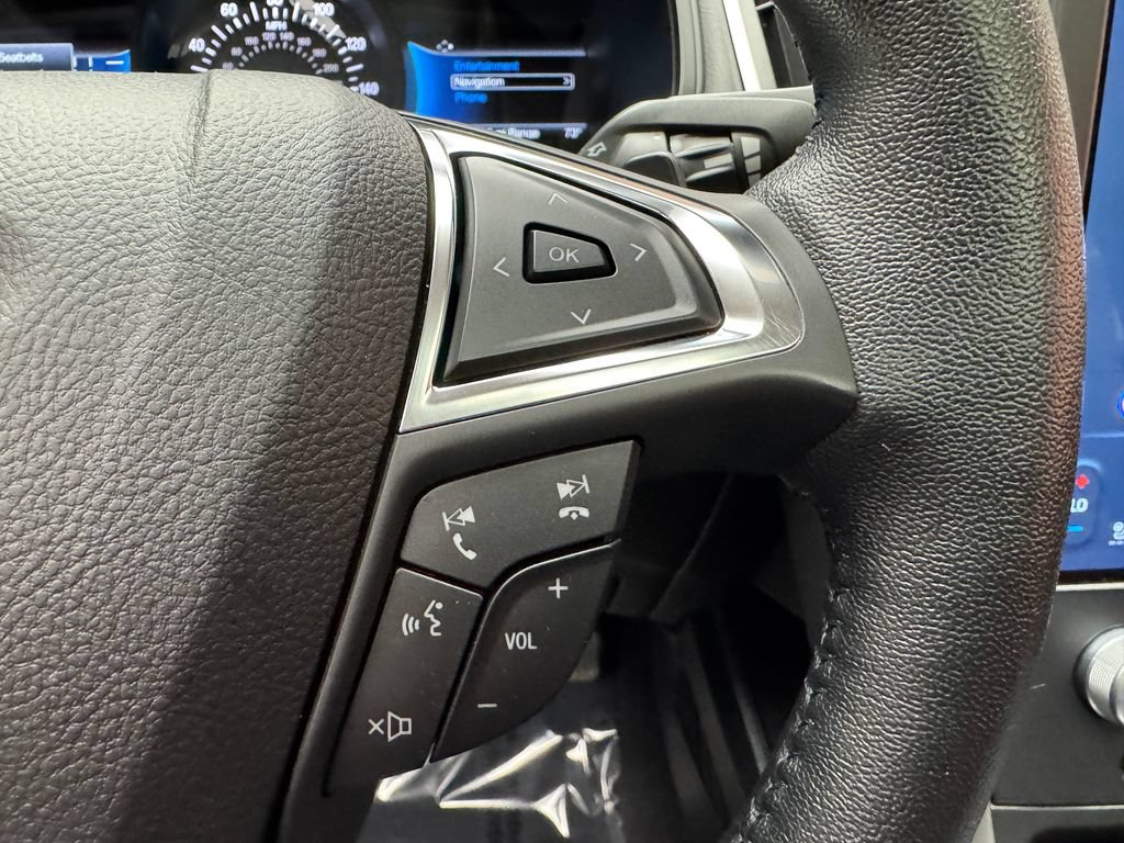 Certified 2022 Ford Edge SEL w/ Convenience Package AWD/4WD image 18