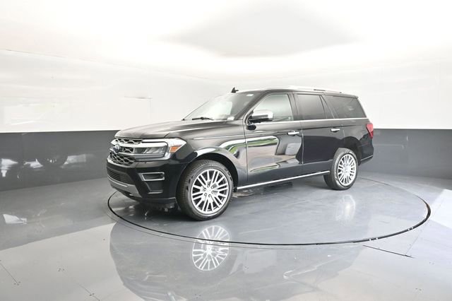 Certified 2023 Ford Expedition Platinum AWD/4WD image 4