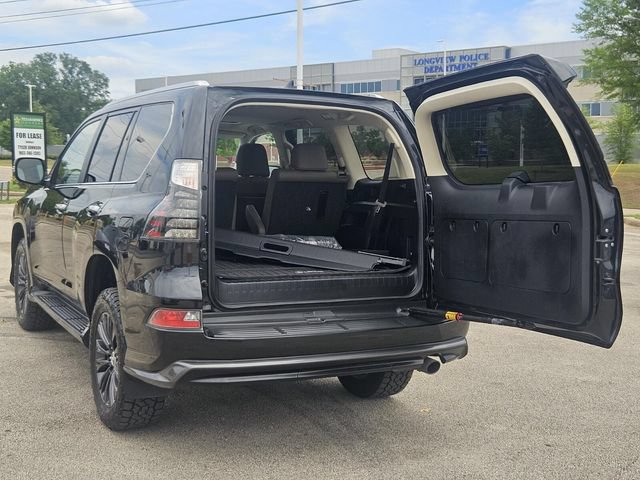 Used 2023 Lexus GX 460 Luxury w/ Sport Design Package AWD/4WD image 12