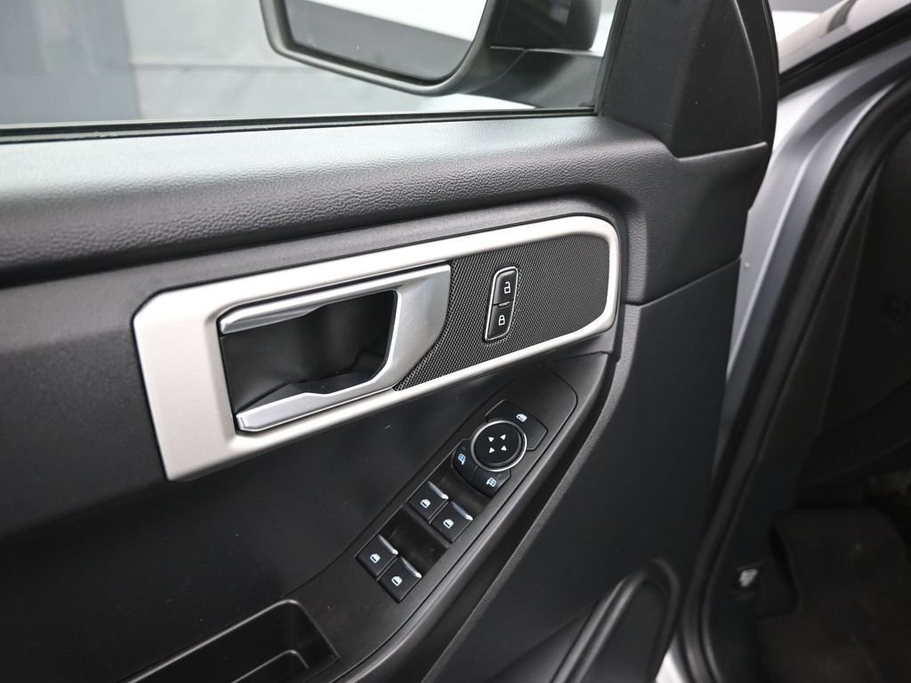 Certified 2021 Ford Explorer 2WD image 44