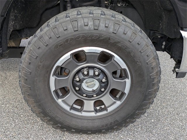 Certified 2023 Ford F250 Lariat w/ Tremor Off-Road Package image 9