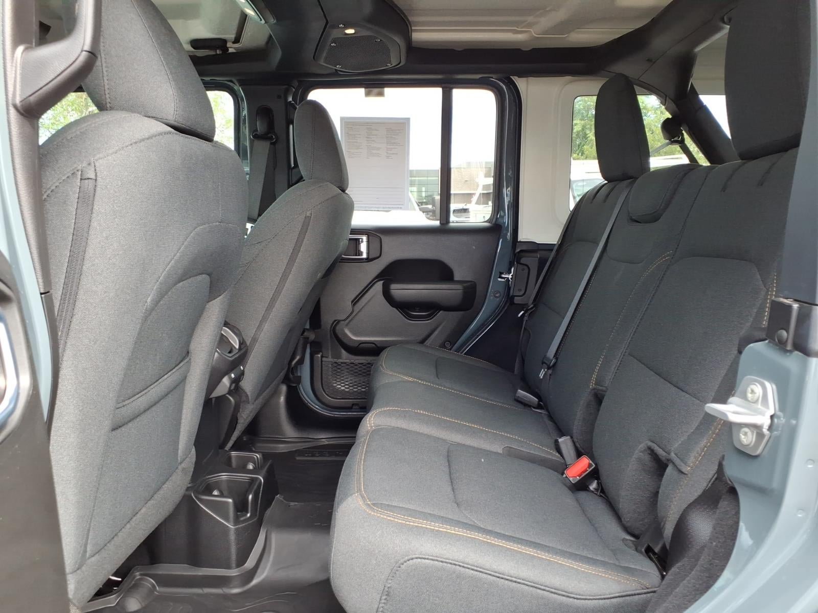 Used 2026 Jeep Wrangler Unlimited Sport AWD/4WD image 17