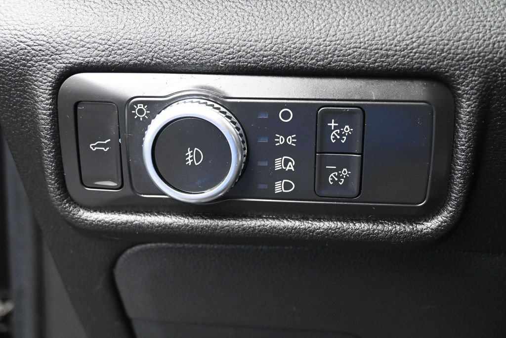 Certified 2022 Ford Explorer XLT AWD/4WD image 11