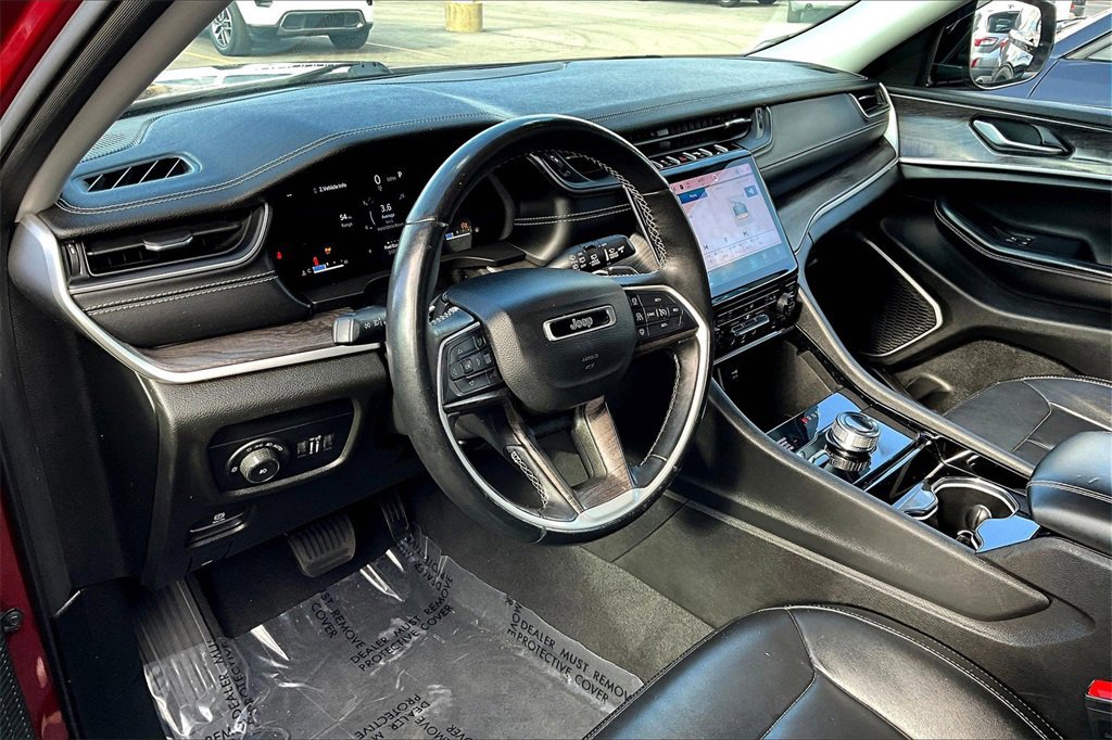 Used 2022 Jeep Grand Cherokee L Limited image 13