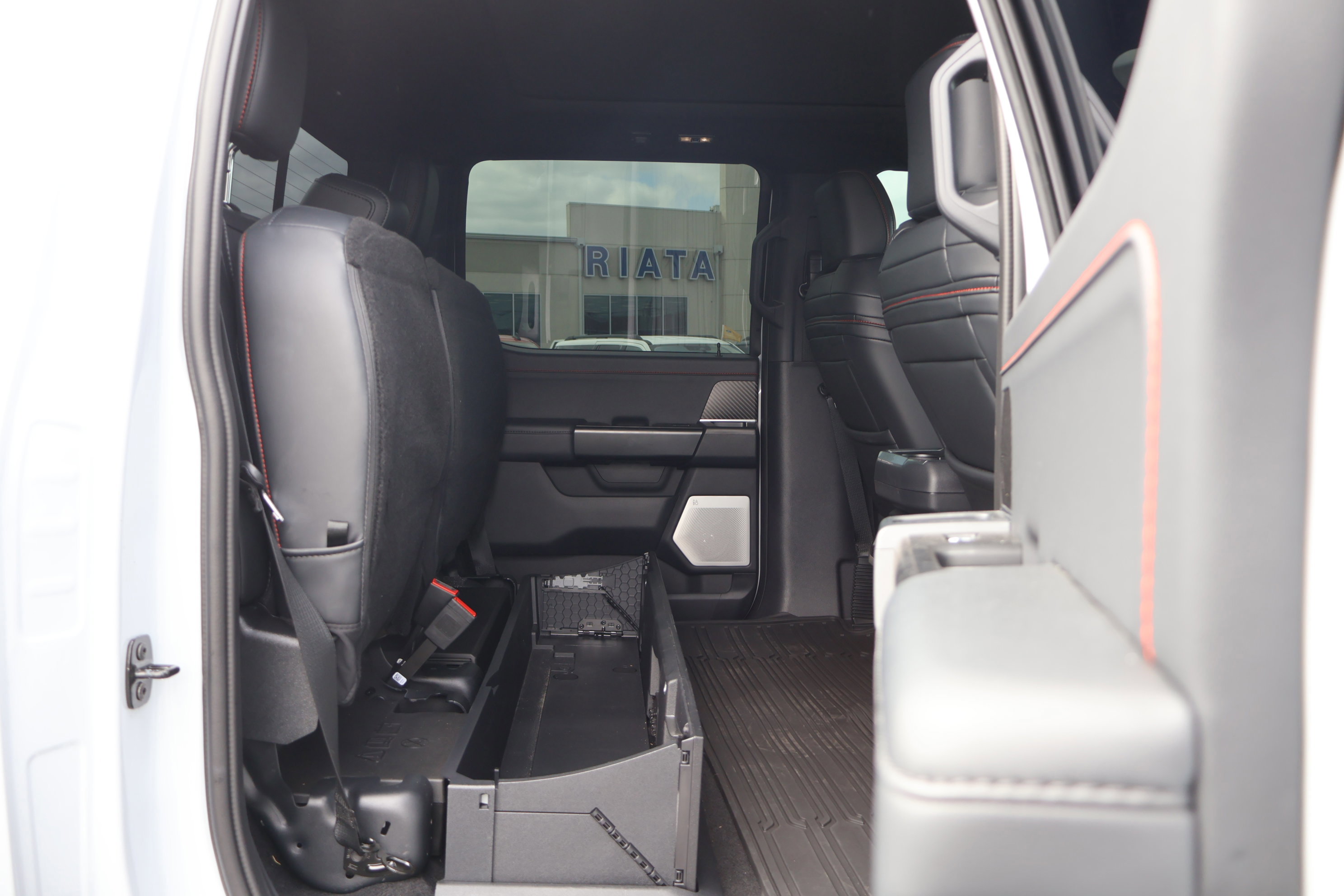 Certified 2025 Ford F150 Raptor image 36