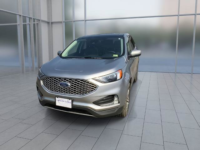 Certified 2024 Ford Edge SEL w/ Convenience Package AWD/4WD image 3