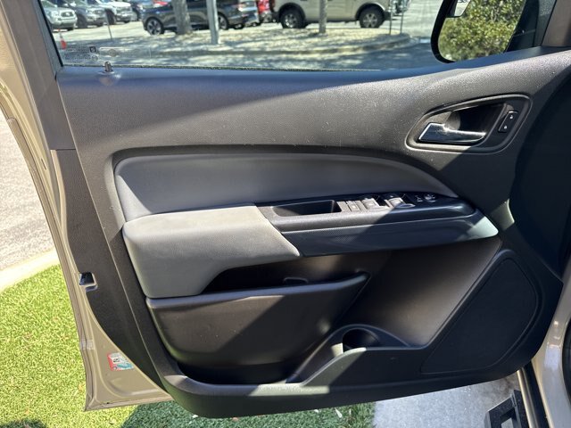 Used 2022 Chevrolet Colorado Z71 RWD image 12