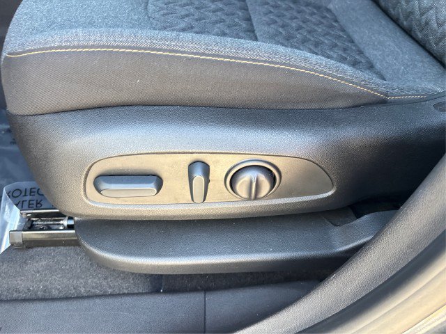 Used 2022 Chevrolet Equinox LT AWD/4WD image 16