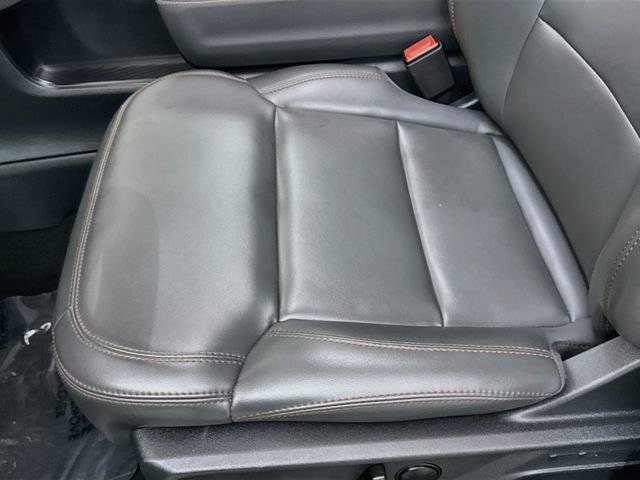 Certified 2025 Ford Expedition Active AWD/4WD image 19