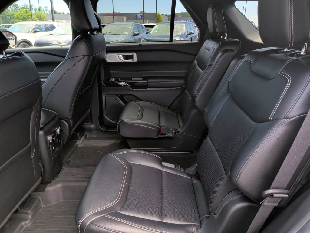 Certified 2023 Ford Explorer ST w/ Equipment Group 401A AWD/4WD image 6