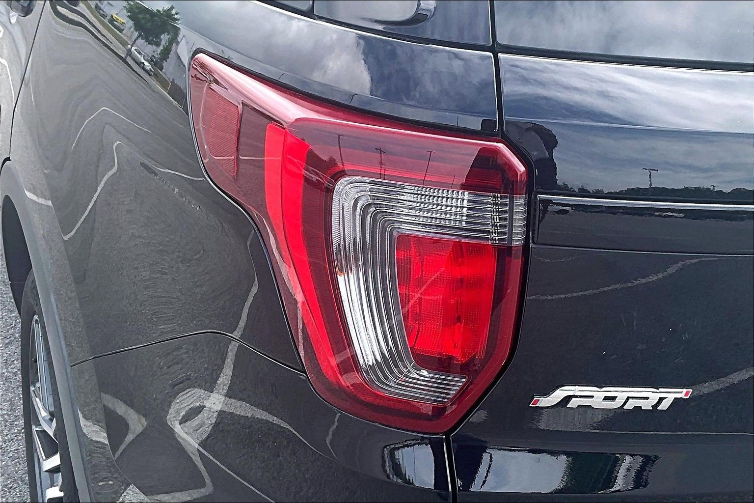 Certified 2019 Ford Explorer Sport w/ Equipment Group 401A AWD/4WD image 23