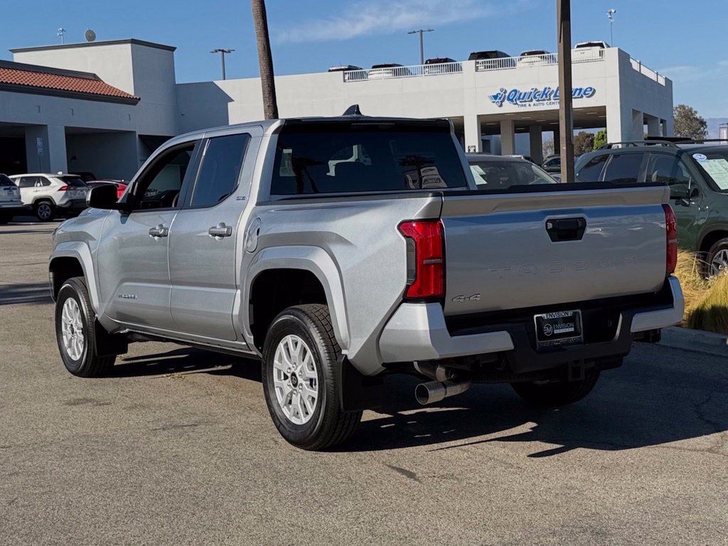 Used 2026 Toyota Tacoma SR5 AWD/4WD image 6