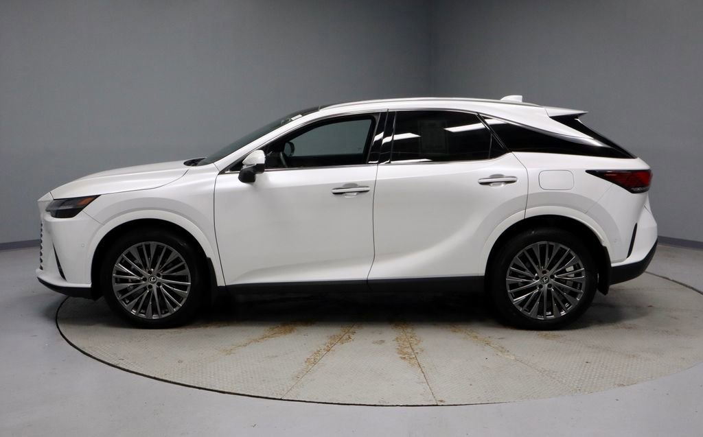 Used 2024 Lexus RX 350 AWD w/ Convenience Package image 2
