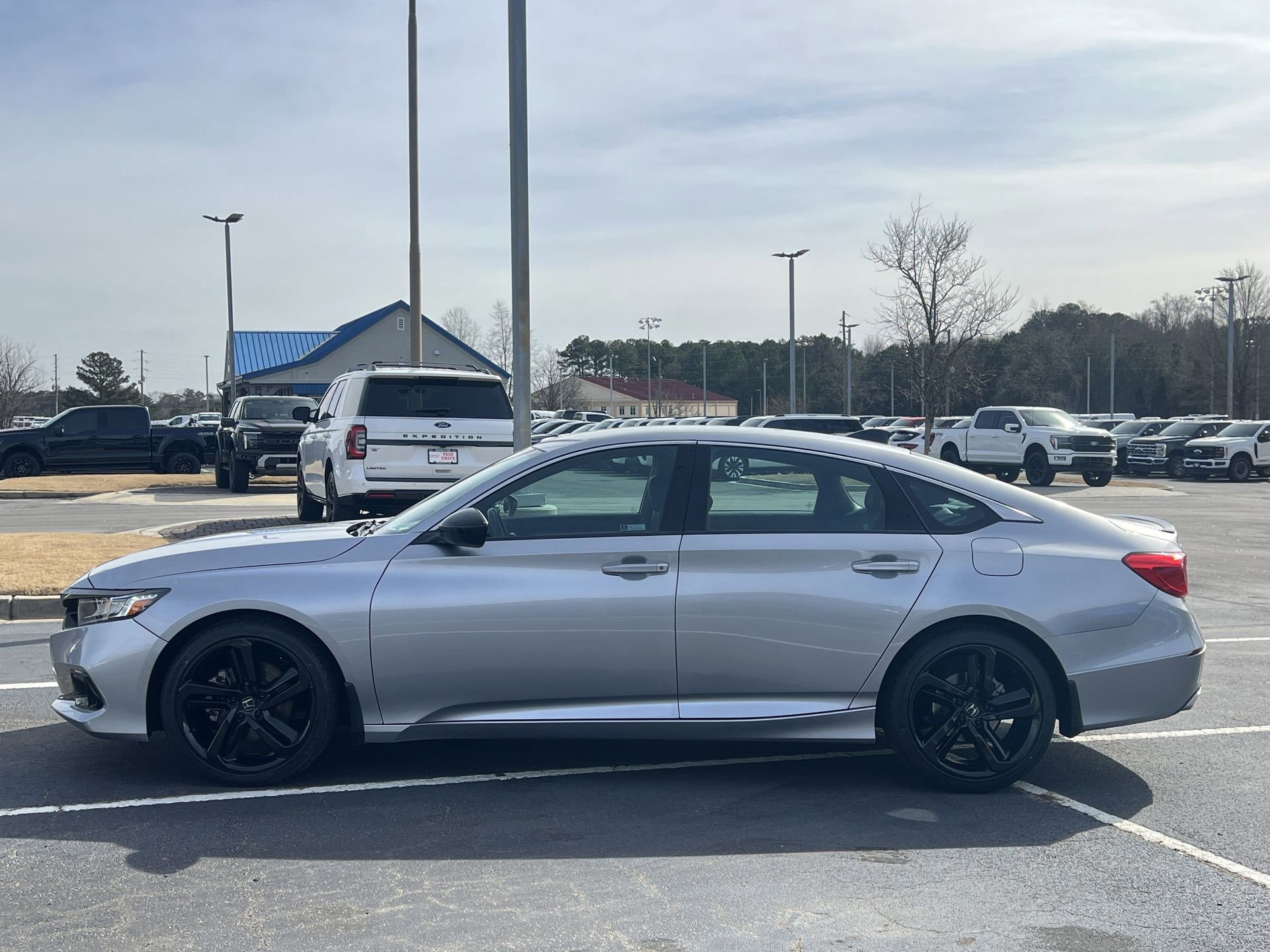 Used 2021 Honda Accord Sport image 6