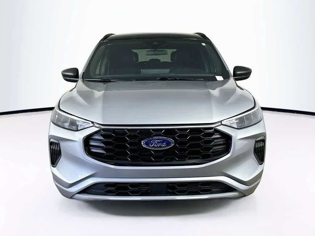Certified 2023 Ford Escape ST-Line w/ Tech Pack #1 FWD image 6