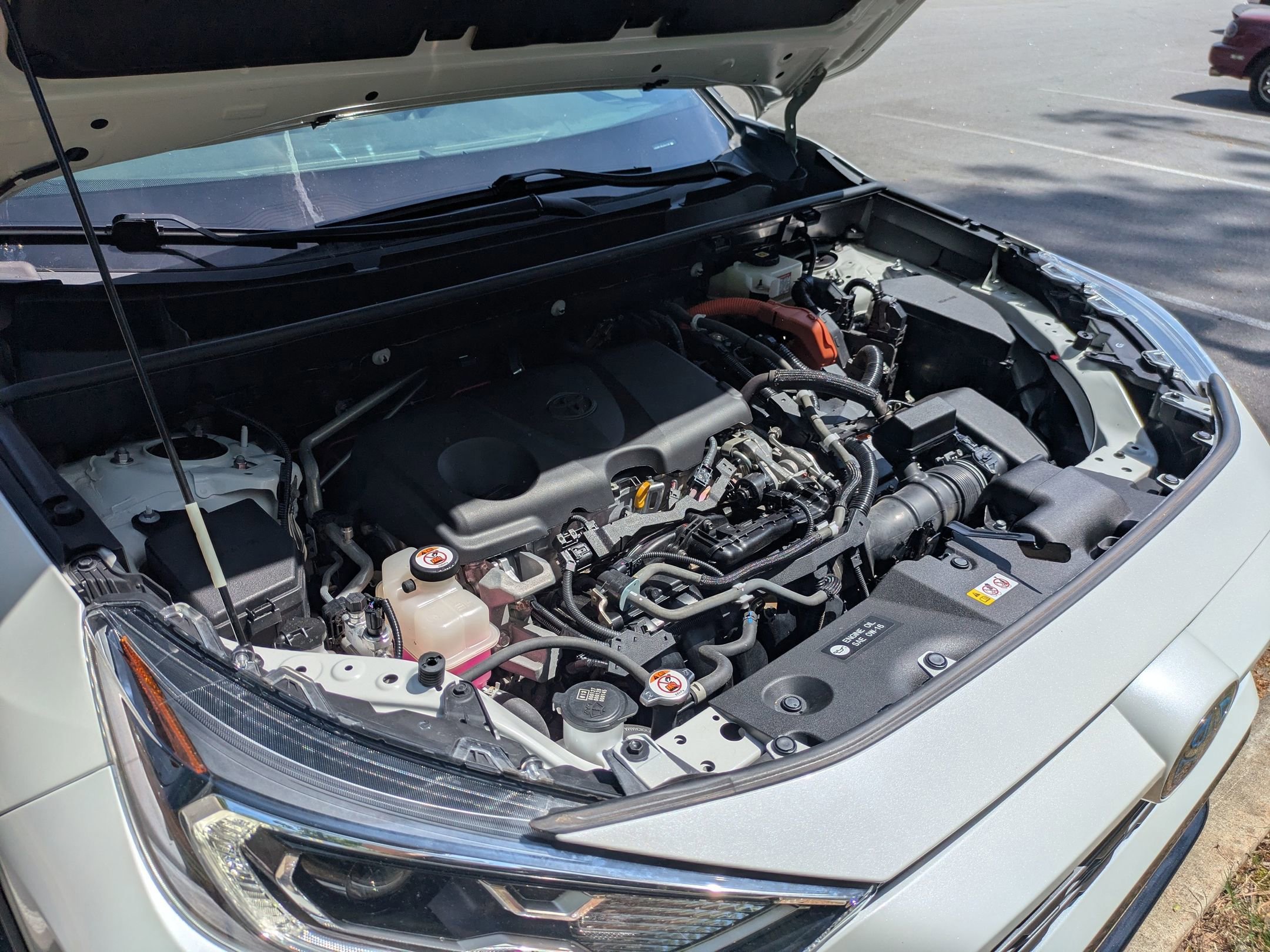 Used 2020 Toyota RAV4 XSE w/ XSE Grade Weather Package AWD/4WD image 39