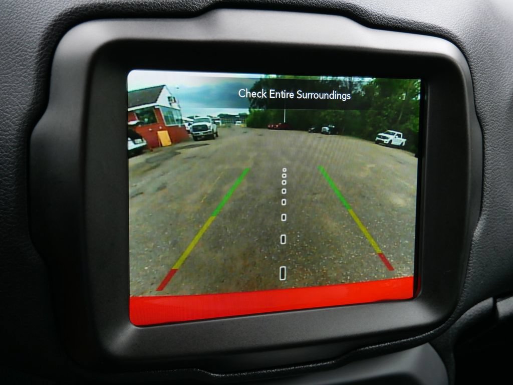 Used 2021 Jeep Renegade Limited AWD/4WD image 27
