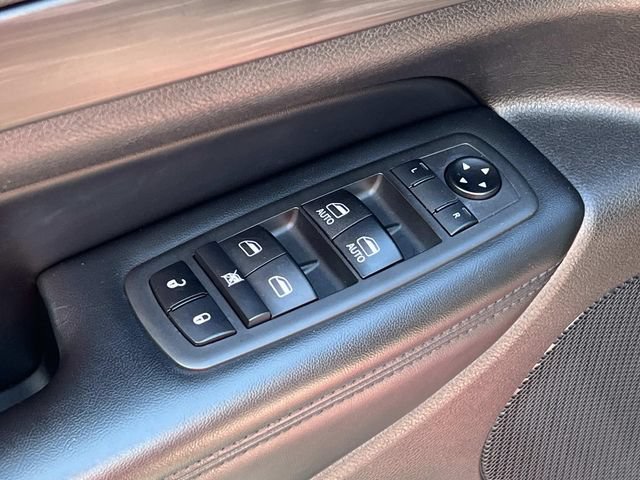Used 2020 Jeep Grand Cherokee Altitude AWD/4WD image 18