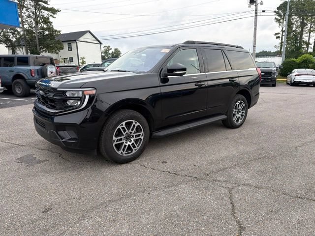 Certified 2025 Ford Expedition Active AWD/4WD image 14