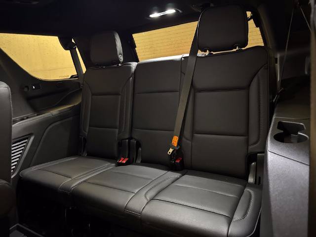 Used 2024 GMC Yukon Denali w/ Advanced Technology Package RWD image 36
