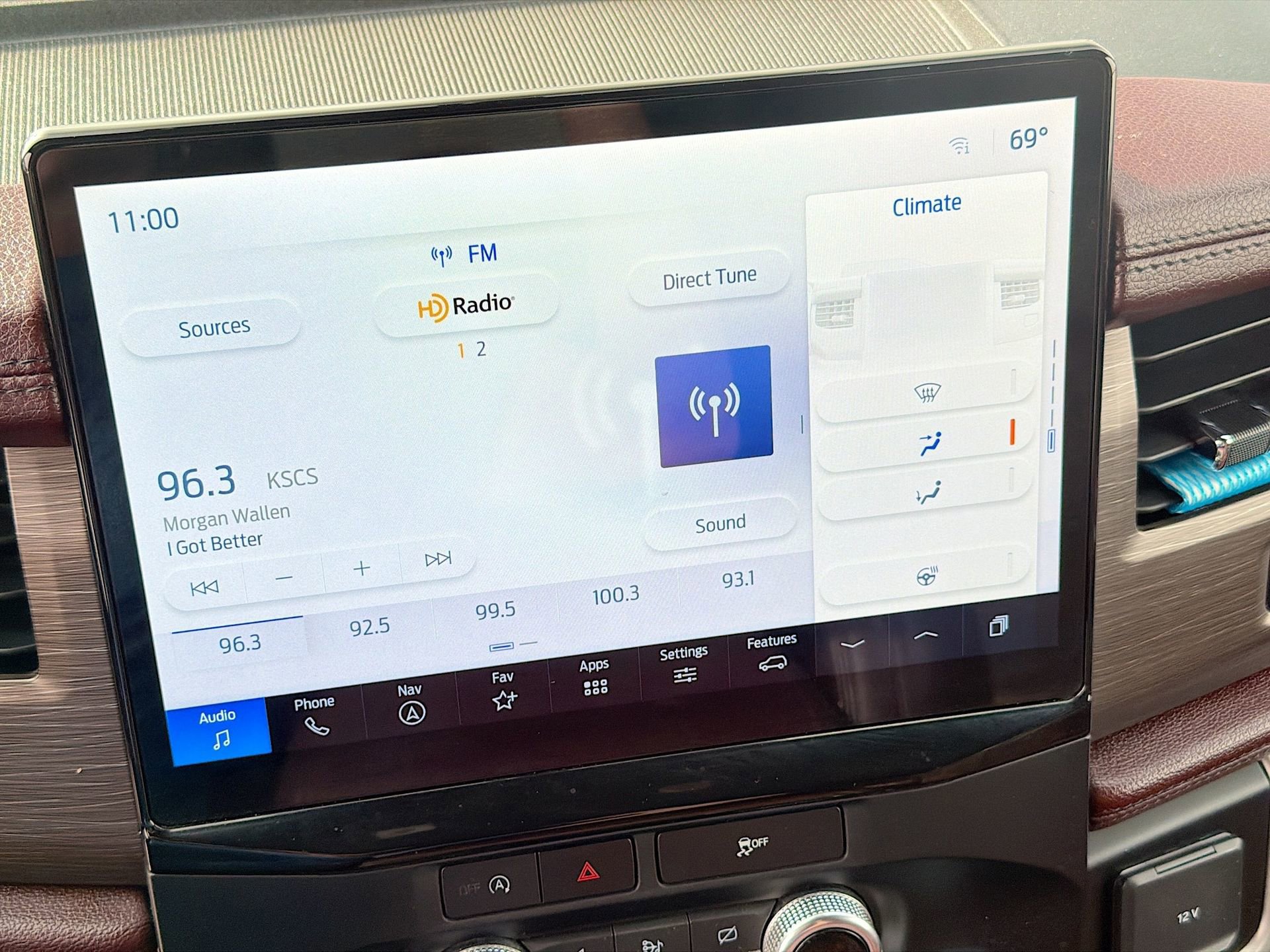 Certified 2023 Ford Expedition Limited image 16