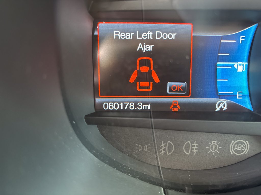 Certified 2024 Ford Edge Titanium AWD/4WD image 17