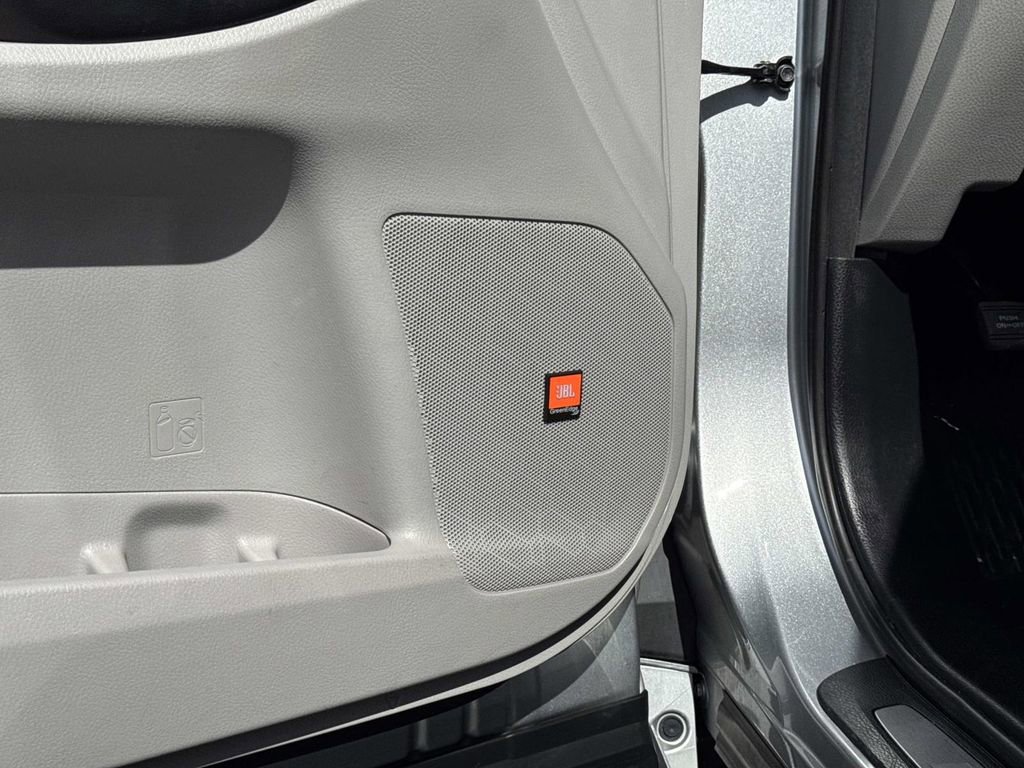 Used 2018 Toyota Highlander Limited Platinum w/ Carpet Mat Package (TMS) image 19