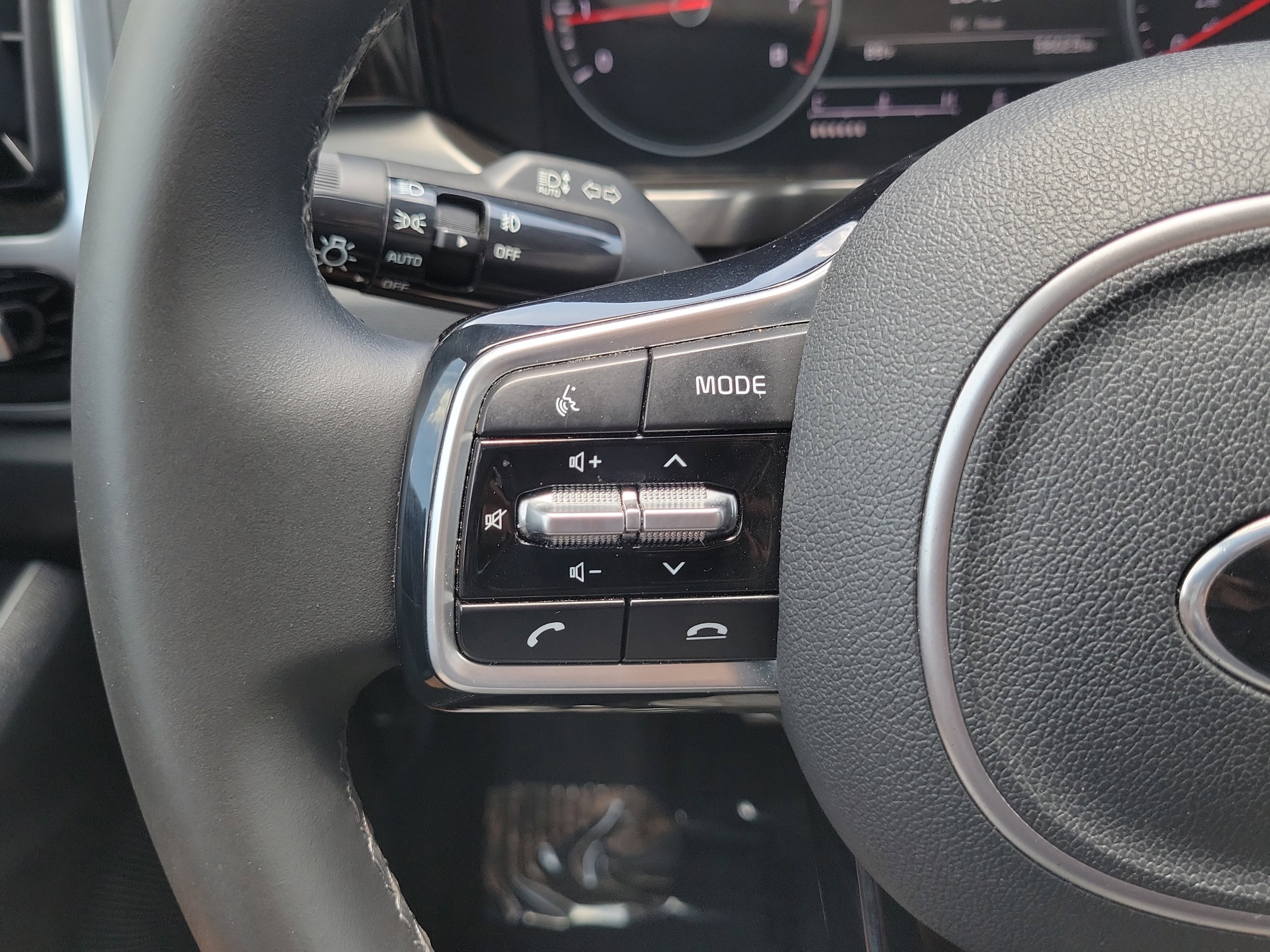 Used 2021 Kia Sorento SX FWD image 28