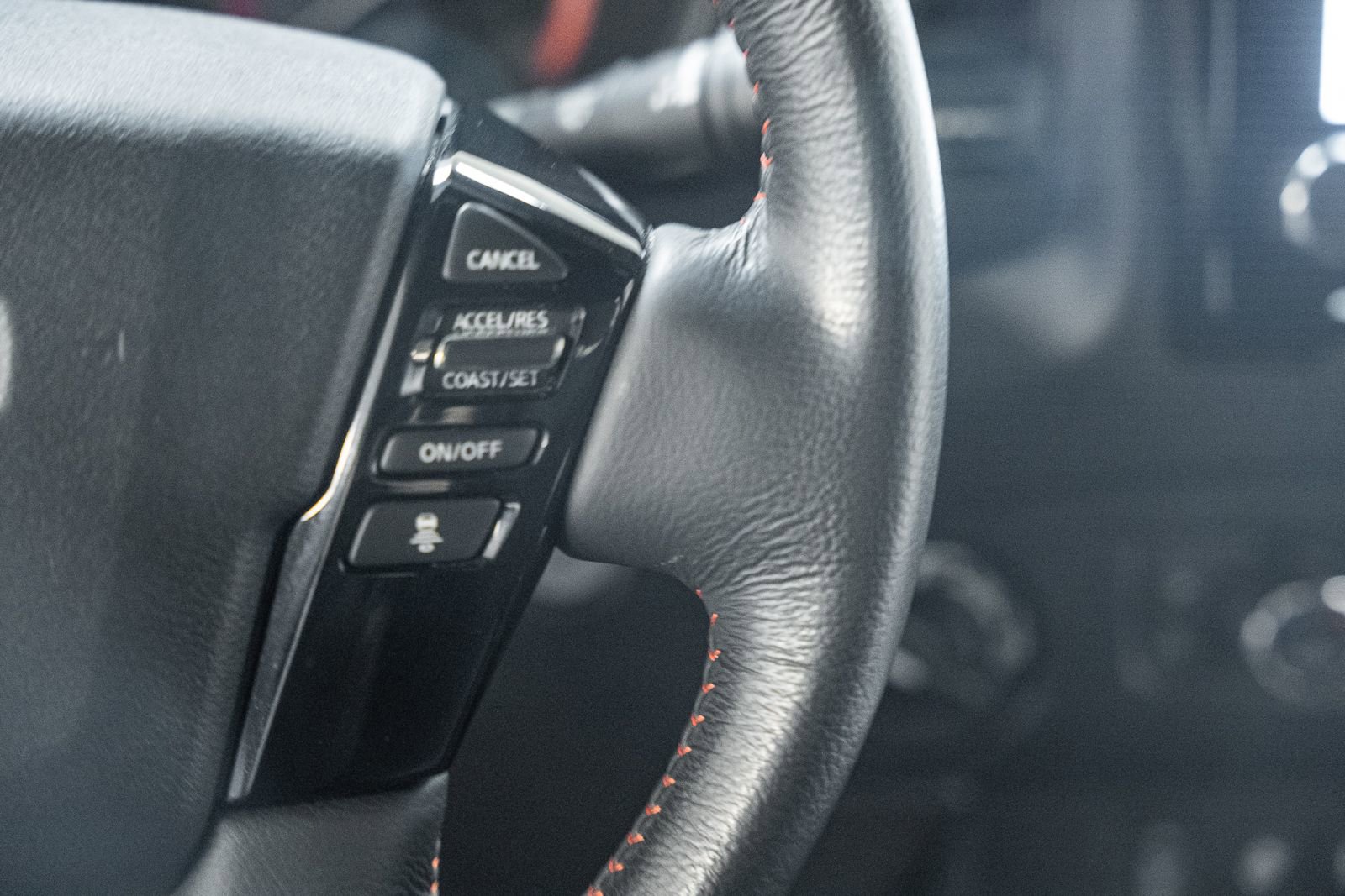 Used 2022 Nissan Frontier PRO-4X image 36