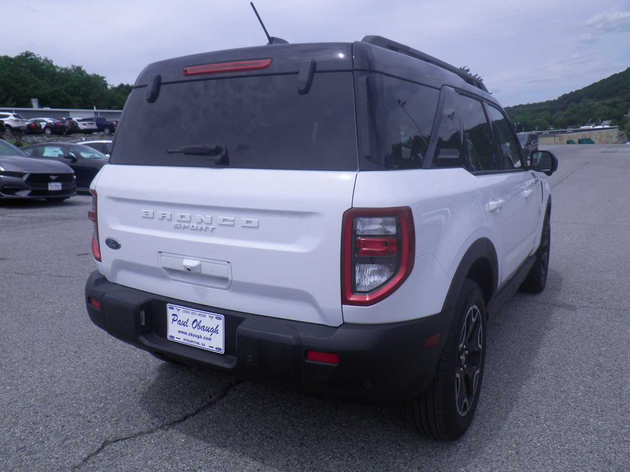 Certified 2025 Ford Bronco Sport Outer Banks w/ Outer Banks Tech Package+ AWD/4WD image 6