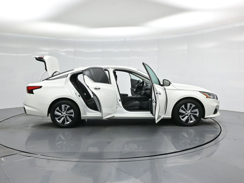 Used 2020 Nissan Altima 2.5 S image 5