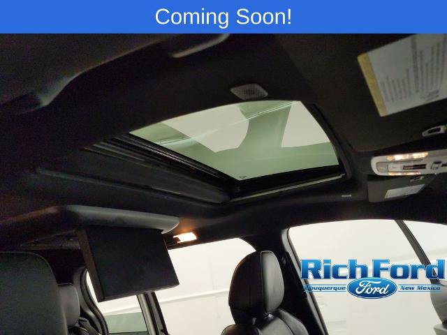 Used 2025 Toyota Sienna Limited AWD/4WD image 26