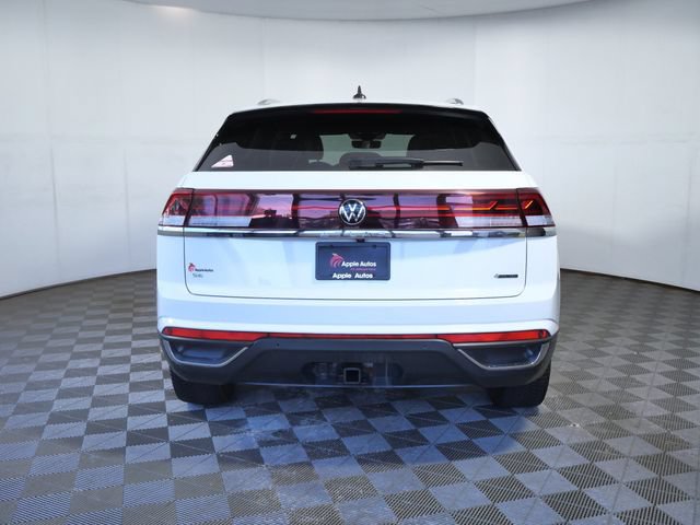 Used 2024 Volkswagen Atlas Cross Sport SE AWD/4WD image 7