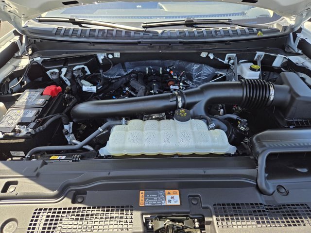 Certified 2025 Ford Expedition Active AWD/4WD image 27