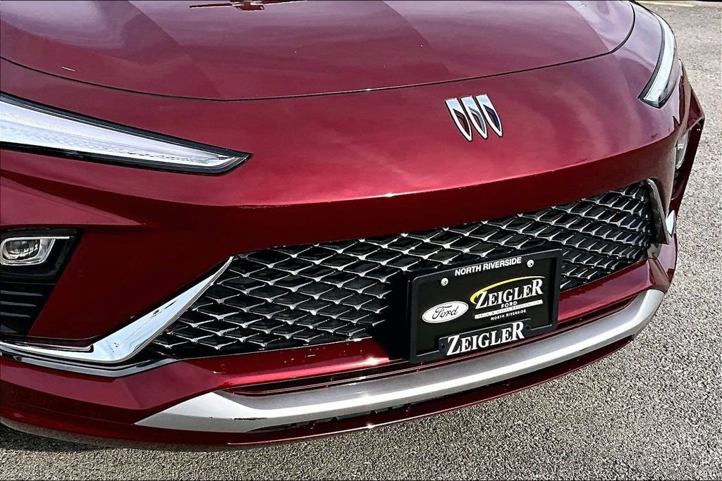 Used 2025 Buick Envista Avenir FWD image 30