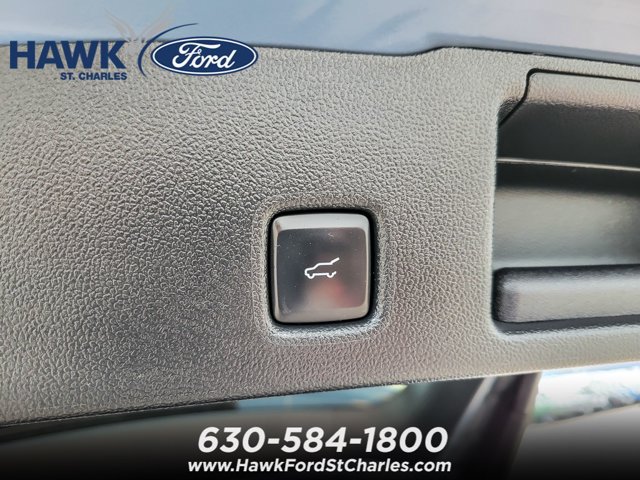 Certified 2024 Ford Escape Platinum w/ Class II Trailer Tow Package AWD/4WD image 21